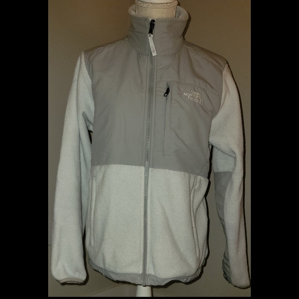 White - Northface Jacket "Polartec" - M